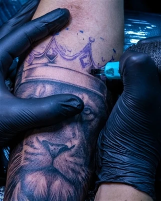 Come fare il tatuaggio con l'ago del tatuaggio