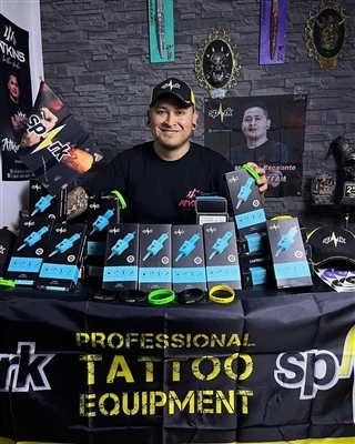 Congratulazioni all'artista @atkins.morales e al loro team per aver vinto il ...